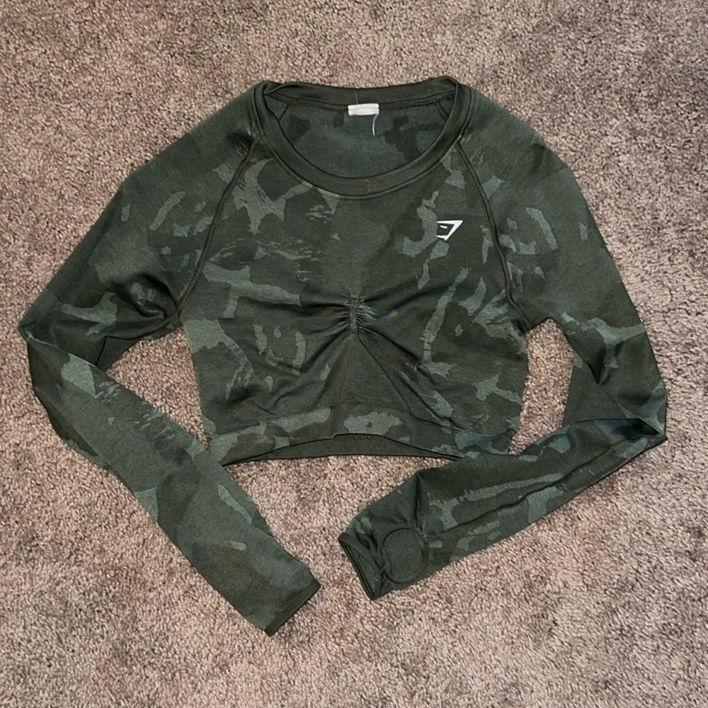 Gymshark Adapt Camo Seamless Long Sleeve Crop Top [[Green]]